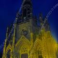 000185 Basilique Notre Dame des Enfants (Chteauneuf-sur-Cher 18190, France). Entre chien et loup plus clairage urbain.