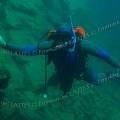 000224 Plonge sous-marine en eau douce dans la carrire du pont des Piles (36270 Eguzon Chantme). Dans cette carrire abandonne la nappe phratique a envahi tout le site d'une eau limpide. 
