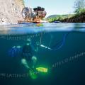 000267 Plonge sous-marine au narguil en eau douce dans la carrire du pont des Piles (36270 Eguzon Chantme, France). Dans cette carrire abandonne la nappe phratique a envahi tout le site d'une eau limpide.