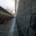 000392 Mur de pierres inca dans la Calle Loreto (Cuzco, Prou). les murs incas sont composs de blocs de pierres parfaitement taills et assembls sans mortier.