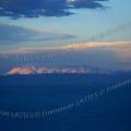 000538 Crpuscule sur le lac Titicaca depuis l'le d'Amantani (Puno, Prou). Au loin, les Andes boliviennes avec les sommets de l'Illampu (6368 m) et de l'Ancohuma (6427 m).
