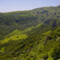 001661 La Rserve naturelle de la Valle de Chaudefour situe dans le massif du Sancy, au coeur de l?Auvergne, forme un magnifique cirque naturel dont l'origine est une valle glaciaire  (Puy-de-Dme (63), France).
