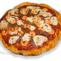 001750 Pizza traditionnelle aux anchois, crevettes, cpres, tomate et mozzarella (Italie).