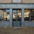 001770 Devanture d'un vieux magasin 